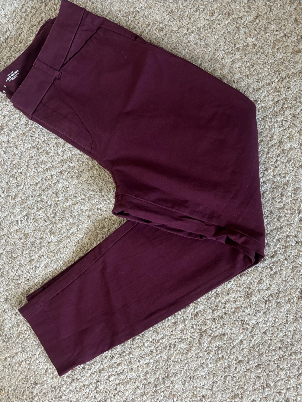 Old Navy Women's Pixie Pants in Burgundy - Picture 4 of 6